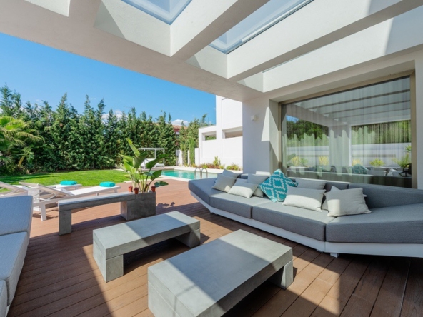 Villa en venta en Puerto Banus, Marbella