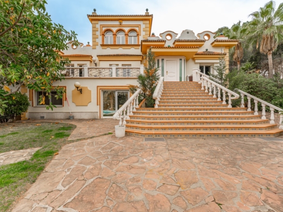 Casa de lujo en venta en Godella, Valencia