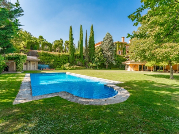 Chalet en venta en Aravaca, Madrid